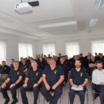 Feuerwehrkommandanten drückten bei der FF Ulmerfeld-Hausmening die Schulbank
